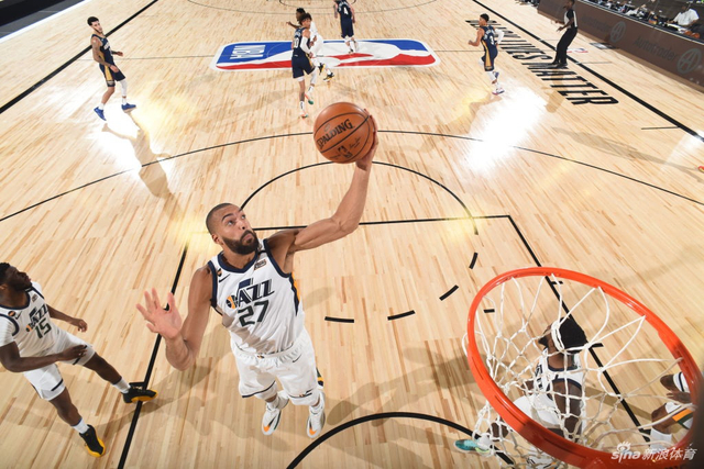 的标签伴随 的标签伴随