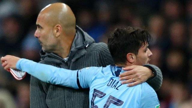 重压下更容 重压下更容