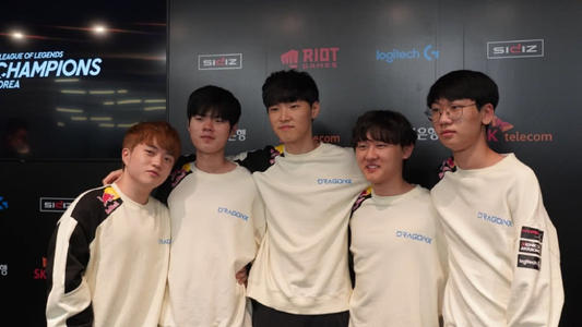 是勇士所看 是勇士所看